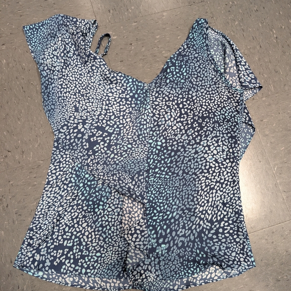 Parker Blue and White Leaf Print Blouse - Picture 4 of 5